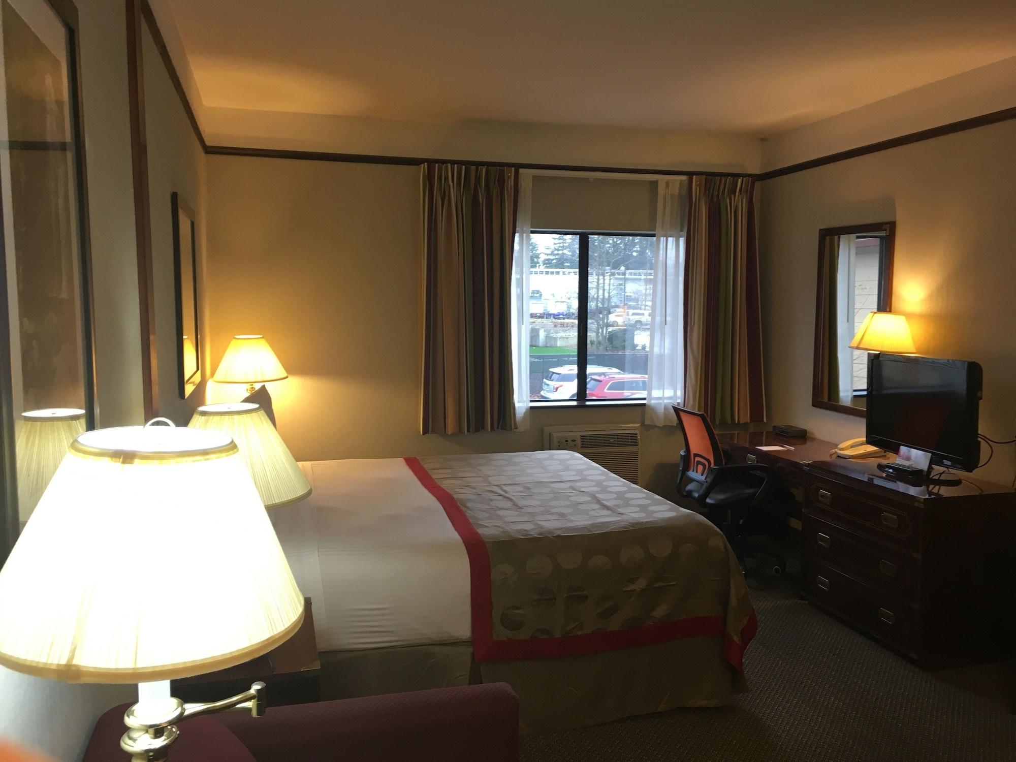 Ramada by Wyndham Portland Airport Exterior foto