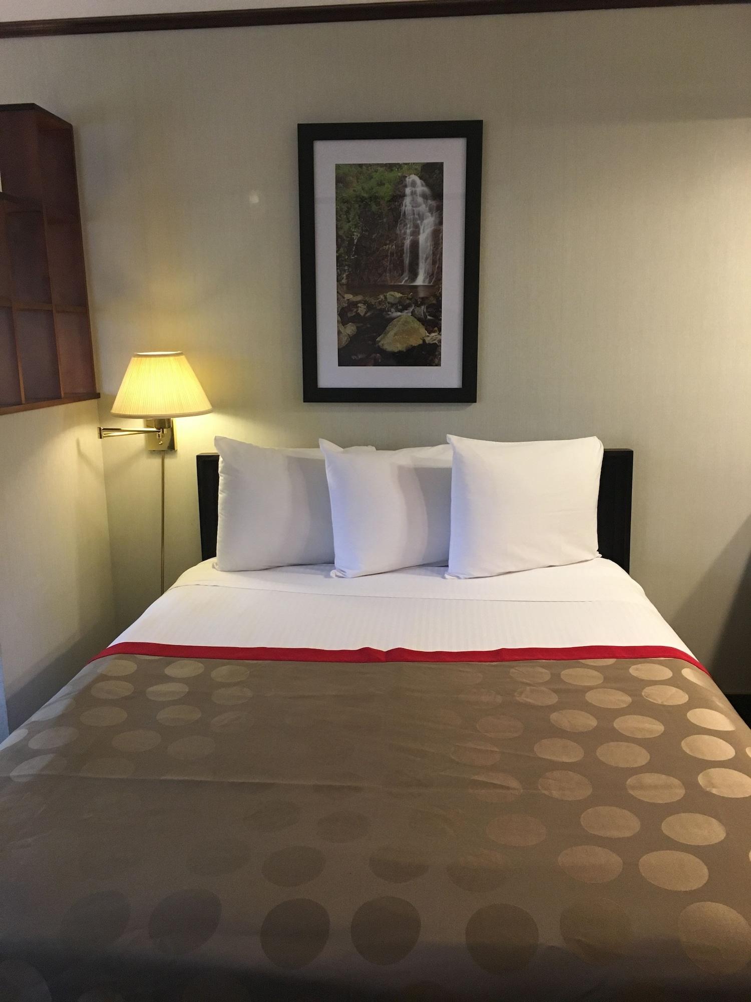 Ramada by Wyndham Portland Airport Exterior foto